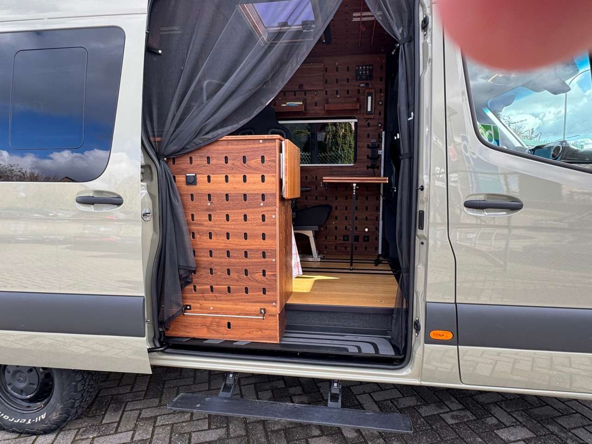 Monkey Van 4x4 (in opdracht van een klant)