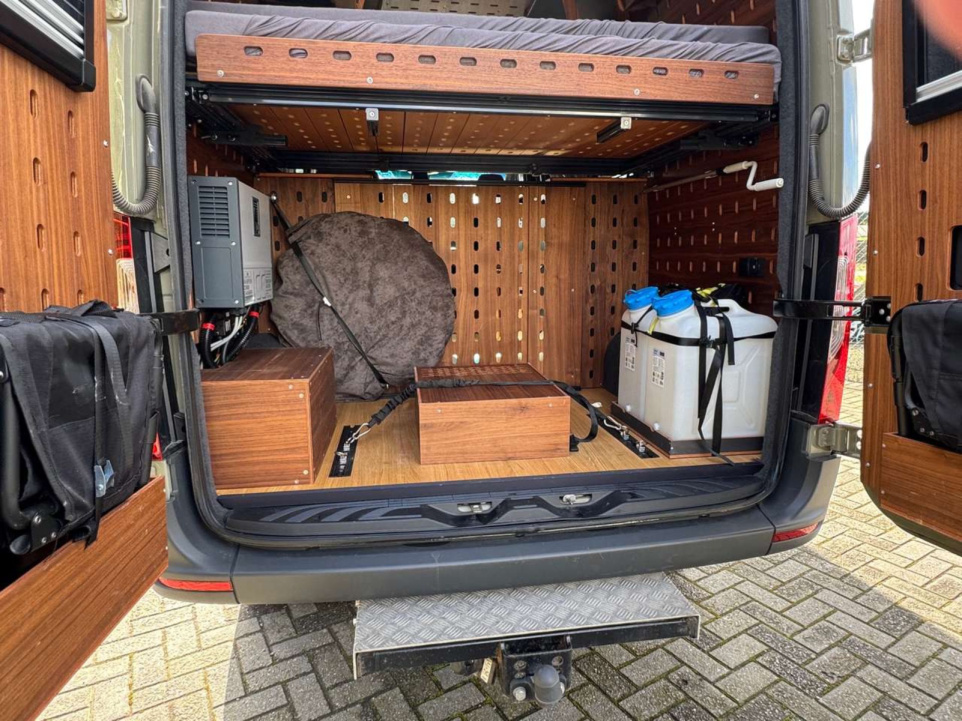 Monkey Van 4x4 (in opdracht van een klant)