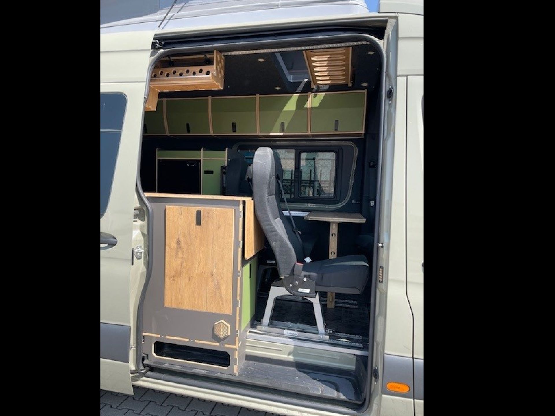 Sprinter 4x4 by Campany 3,5t / 5 persons